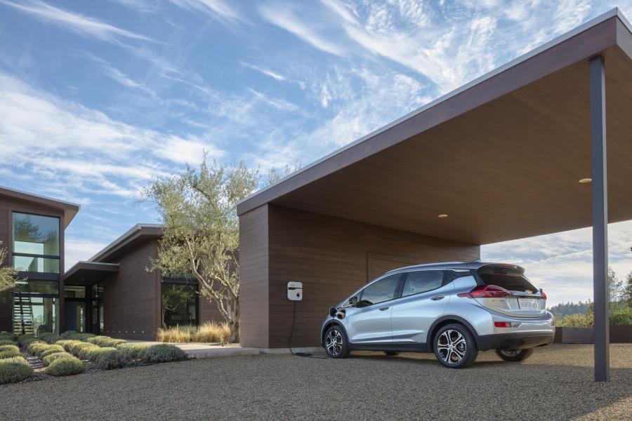  Chevrolet Bolt EV 2016 года  (фото 19 из 42)